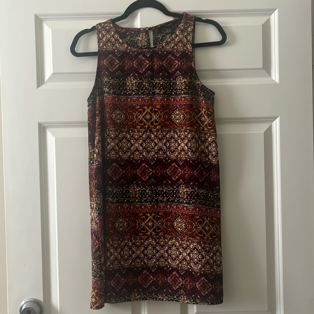 Sleeveless Shift Dress